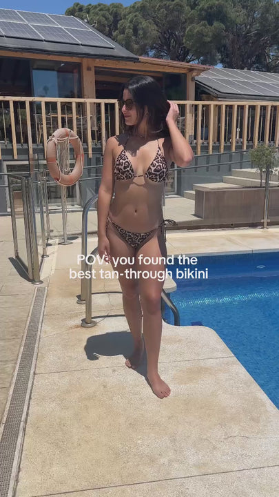 Leopard Print Small Breast Two-Piece Tanning Bikini Swimsuit with Strap for Ladies